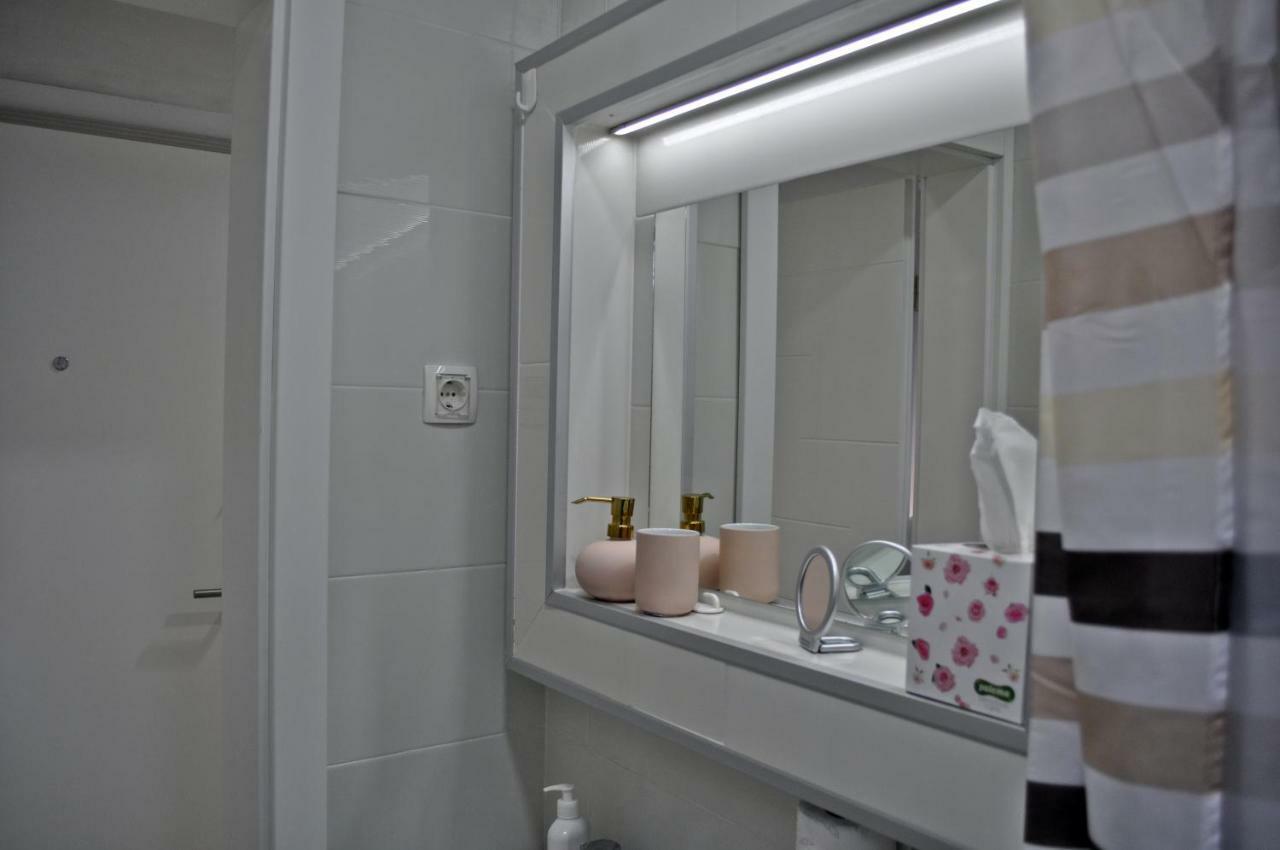 トゥズラApartman Dinaアパートメント エクステリア 写真